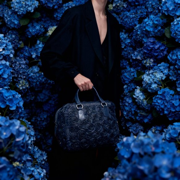 Valentino Garavani Rosier Black Fabric Applique Flowers Tote Bag Handbag - Picture 1 of 8